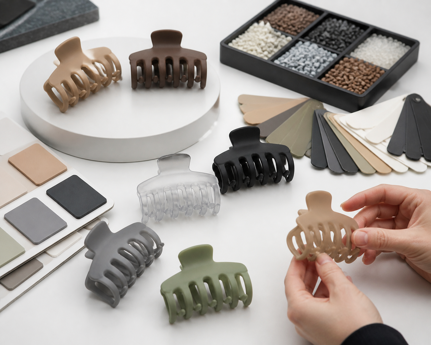 Generic plastic hair claw clips and color samples for custom product development